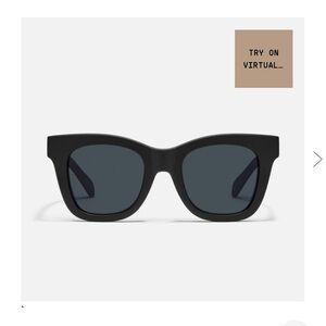 NWOT Quay After Hours Matte Black Frame